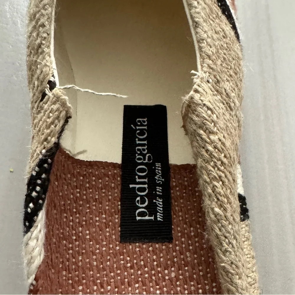 NEW Pedro Garcia Striped Mules Espadrilles size 11 Neutral